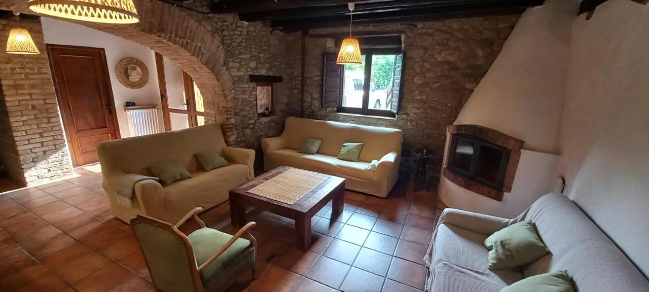 La Fabrica De Targarona Villa San Pedro de Torelló Buitenkant foto