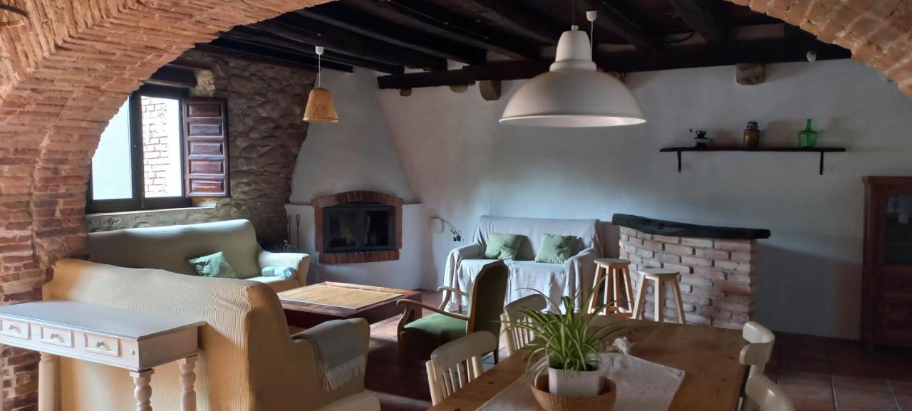 La Fabrica De Targarona Villa San Pedro de Torelló Buitenkant foto