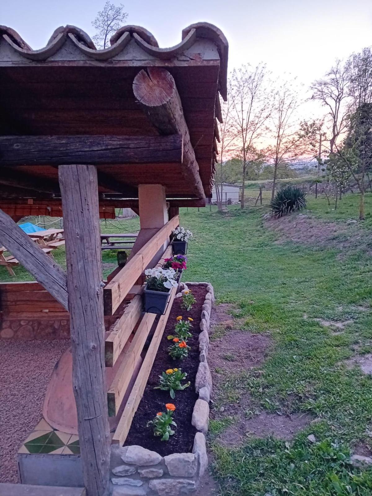 La Fabrica De Targarona Villa San Pedro de Torelló Buitenkant foto